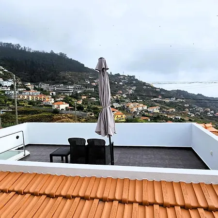 Casa Do Lugar Da Ribeira Campanário